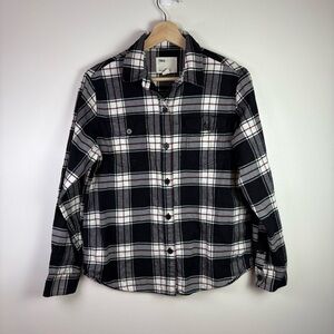 Tilley Women’s Black White Red Plaid Button-Up Shirt, Size Small, Organic Cotton